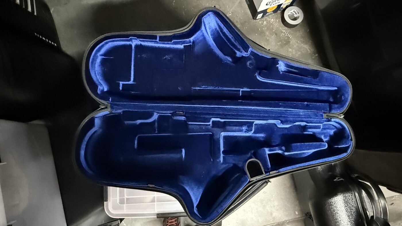Pro Tec Micro Zip Tenor Case - Needs a Zipper